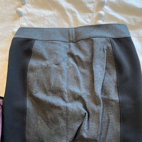 Leggings - Picture 2 of 3